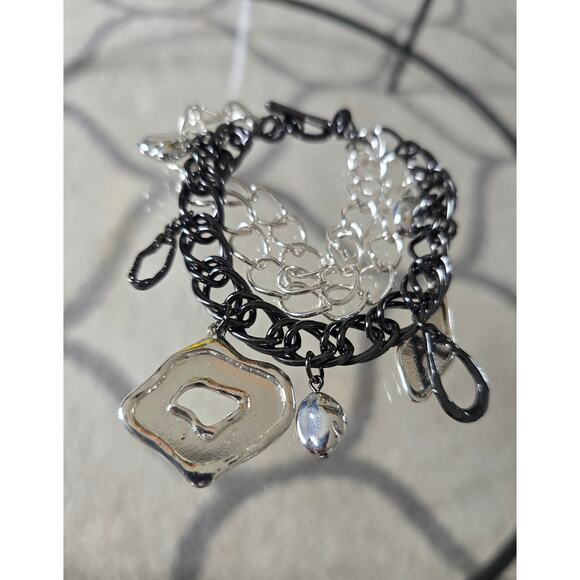 Chicos Silver Black Charm Bracelet New - Picture 3 of 4